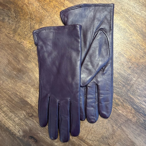 Leather Gloves | Plum | Size 8 - Picture 1 of 4